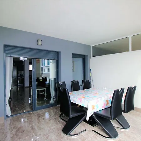 Oasis Sonia Apartment